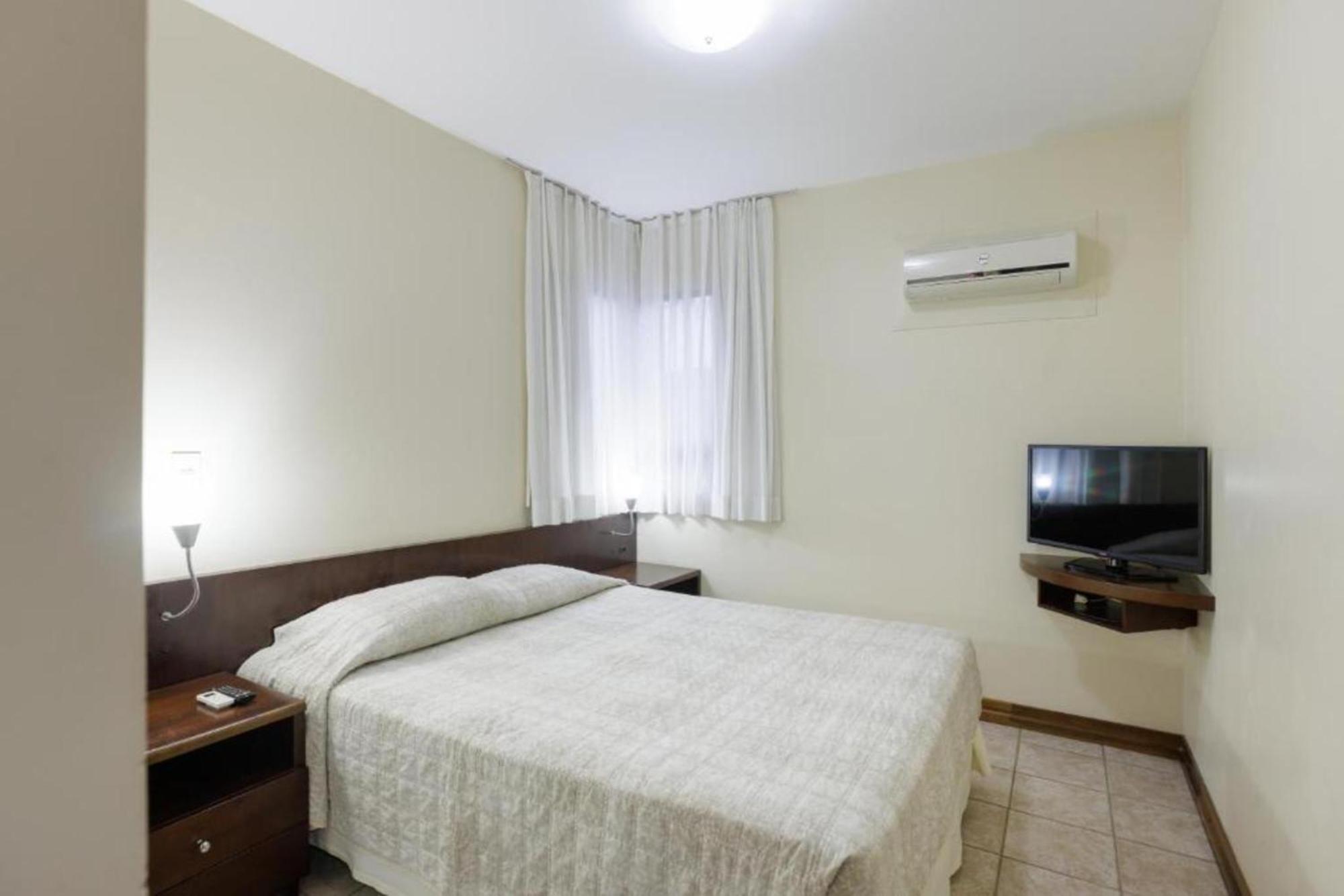 Le Village Flats E Hotel Joinville Phòng bức ảnh